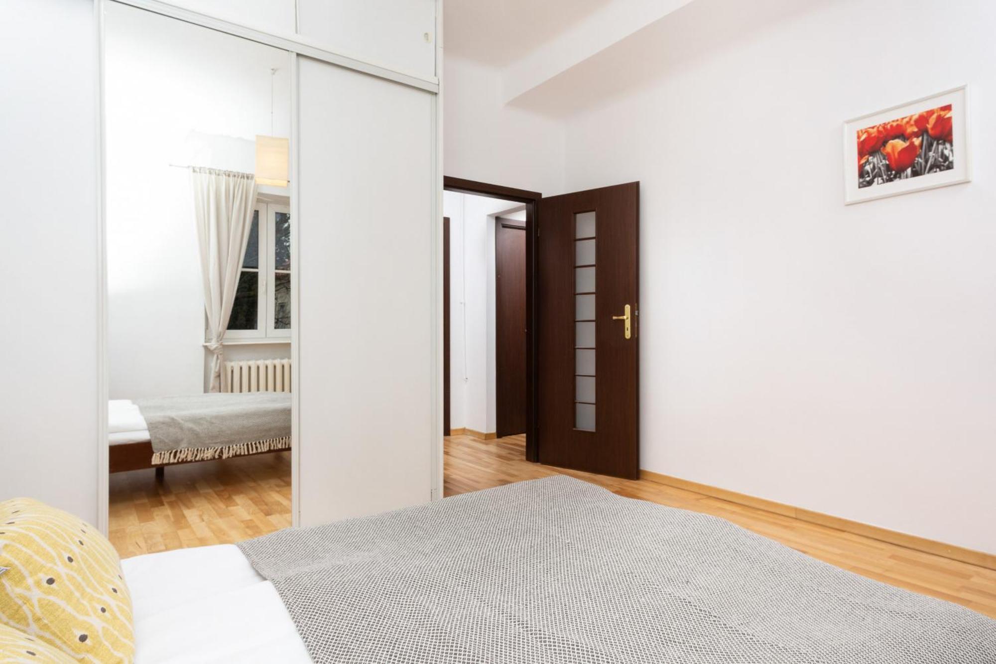 Warsaw New Town Apartment By Noclegi Renters Exterior photo